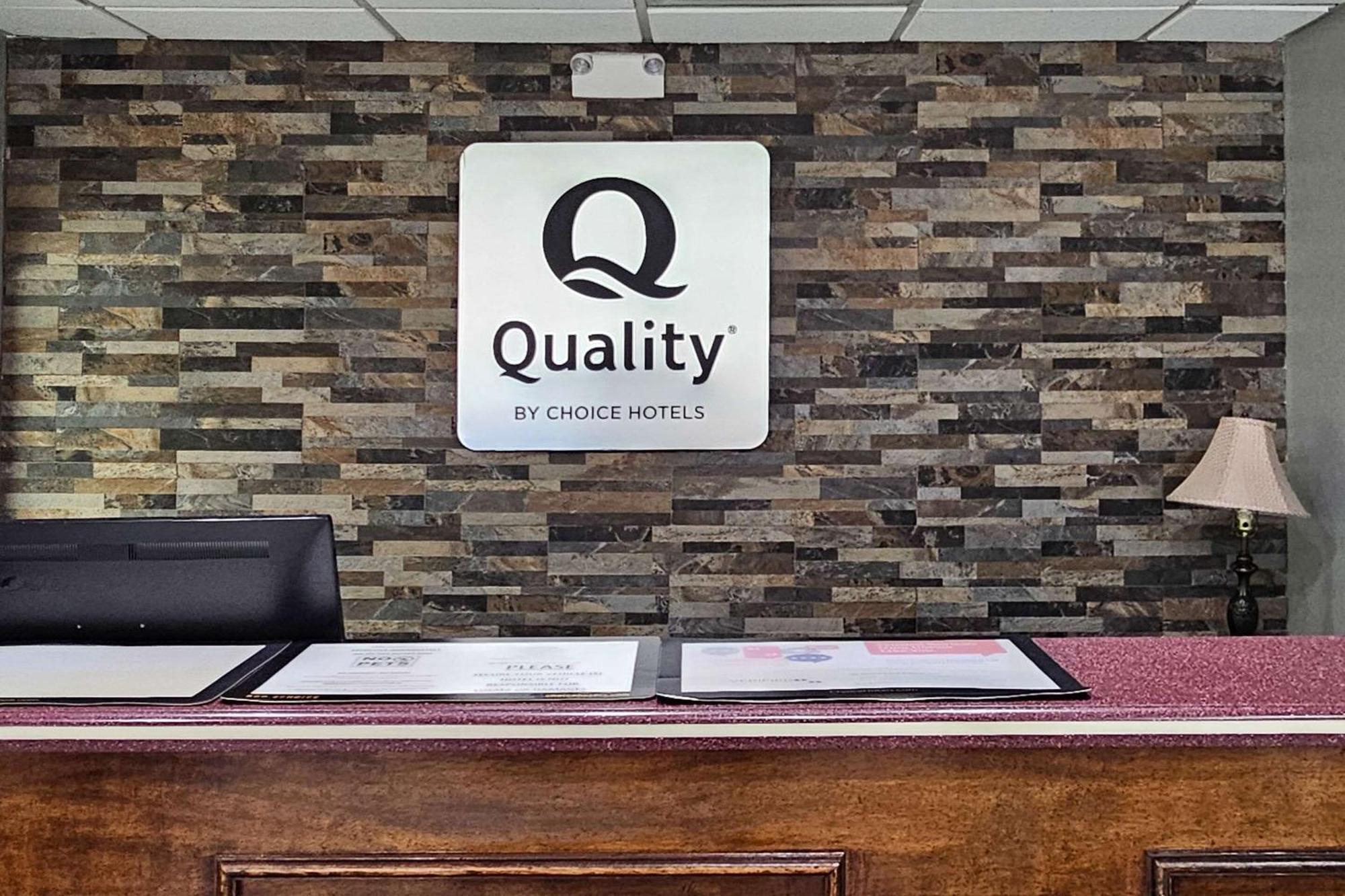 Quality Inn Near Six Flags דאגלסוויל מראה חיצוני תמונה